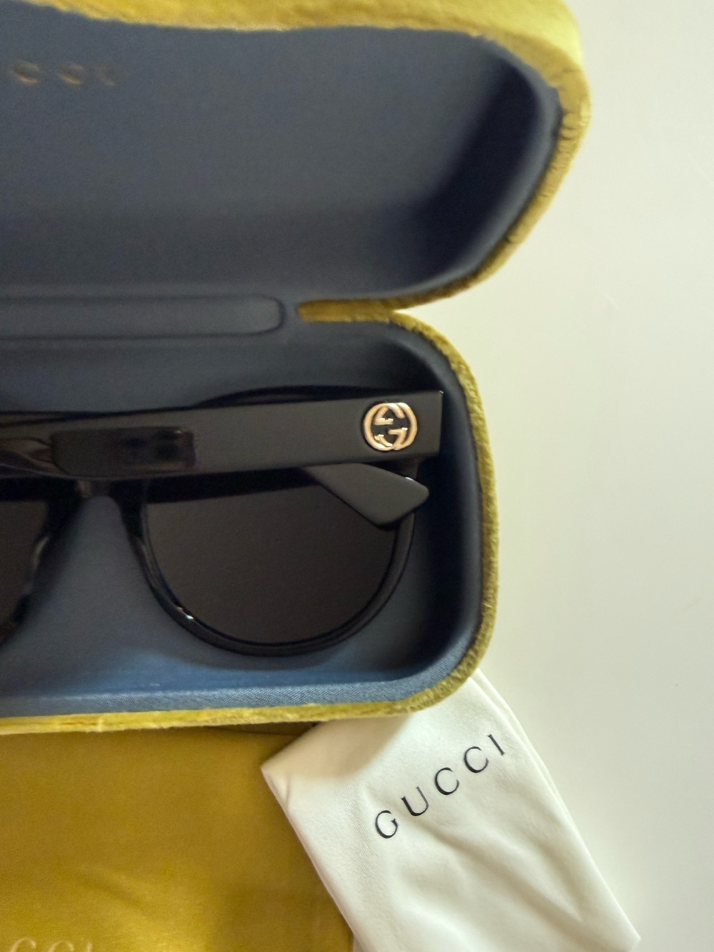 NEW.  Gucci Women’s GG0035SAN 56mm Sunglasses